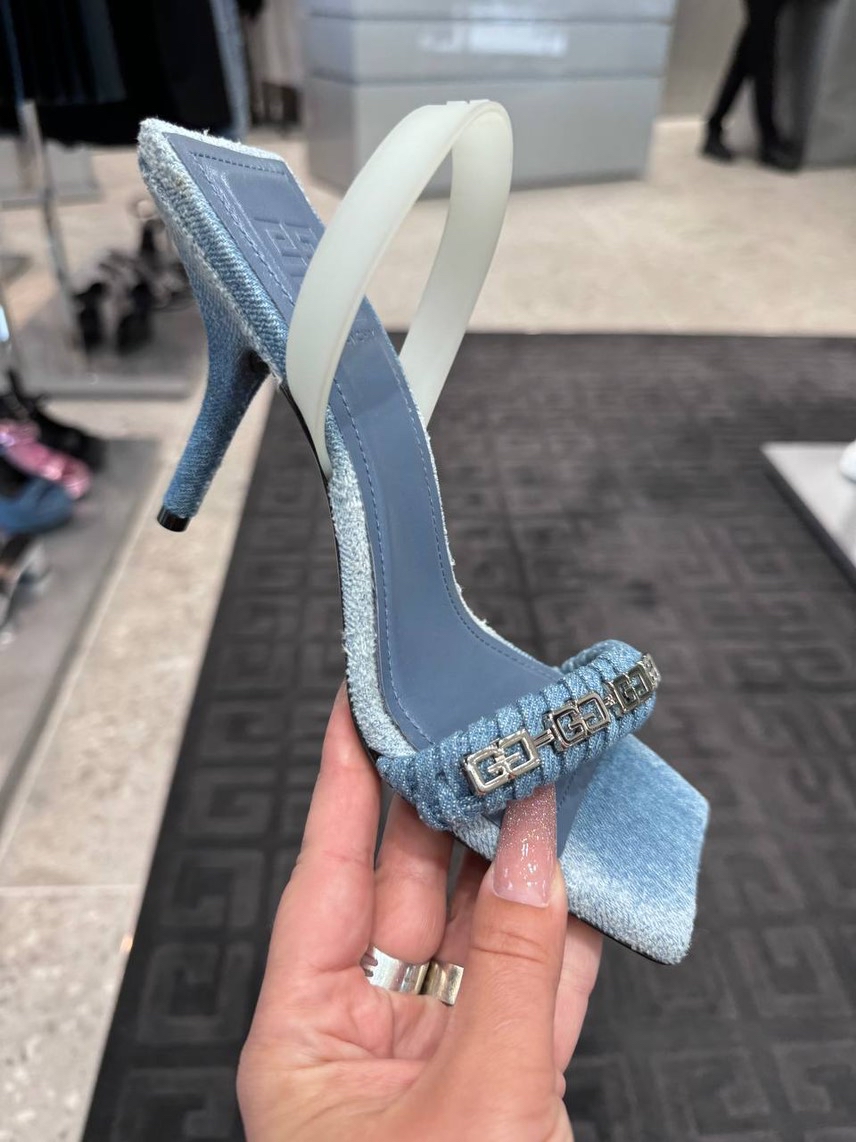 GIVENCHY Sandals front view - Women's luxury Shoes