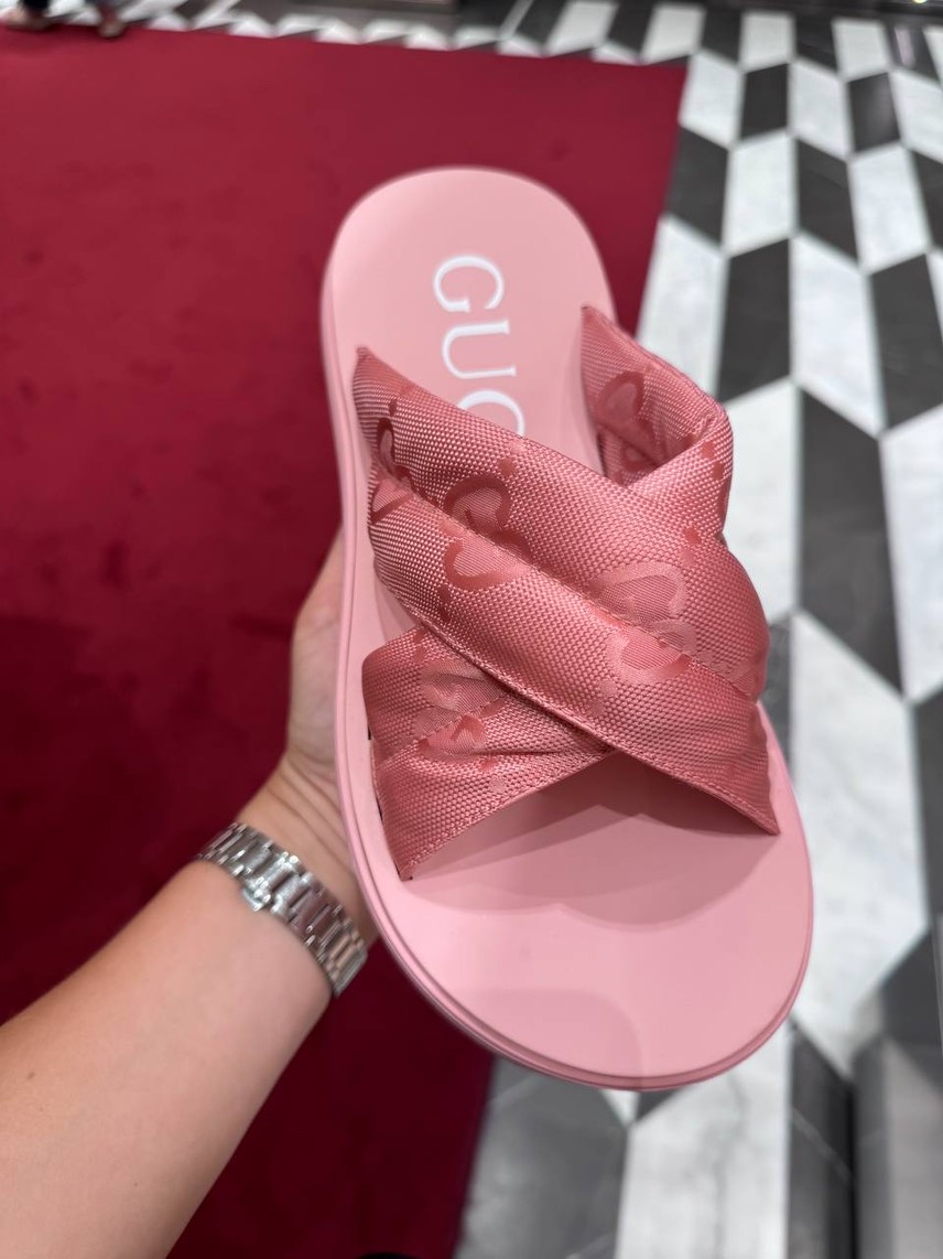 GUCCI Slides side view - Women's luxury Shoes