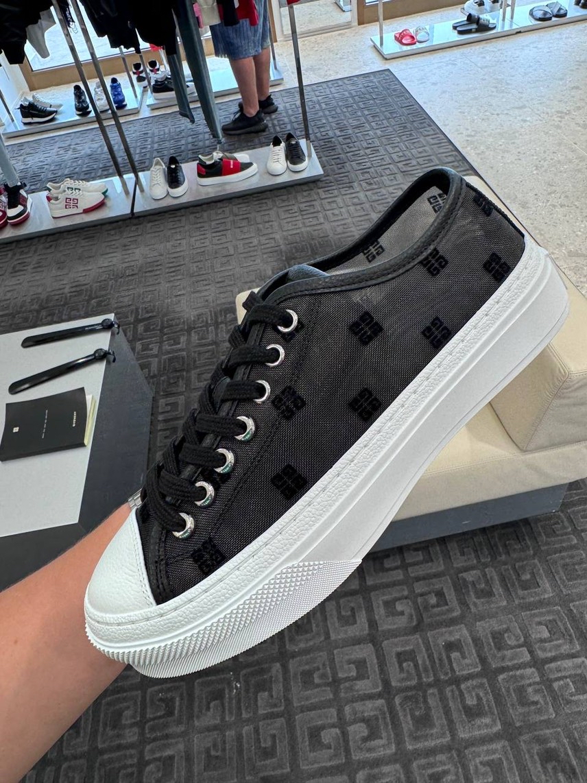 GIVENCHY Sneakers front view - Women's luxury Shoes