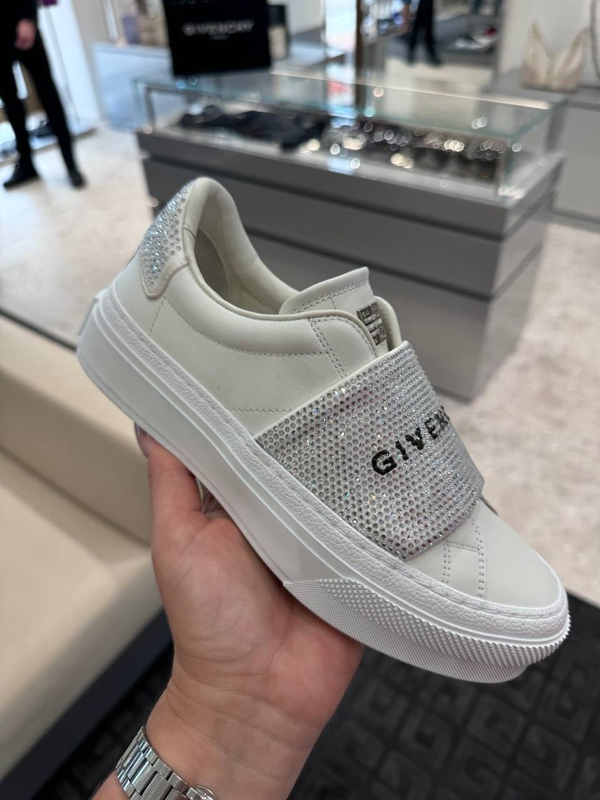 GIVENCHY Sneakers front view - Women's luxury Shoes