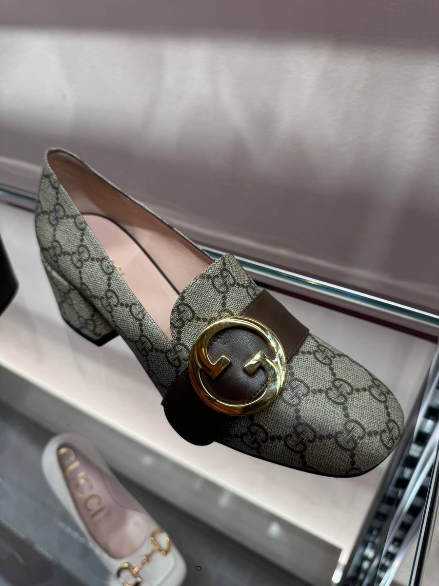GUCCI Loafers front view - Women's luxury Shoes