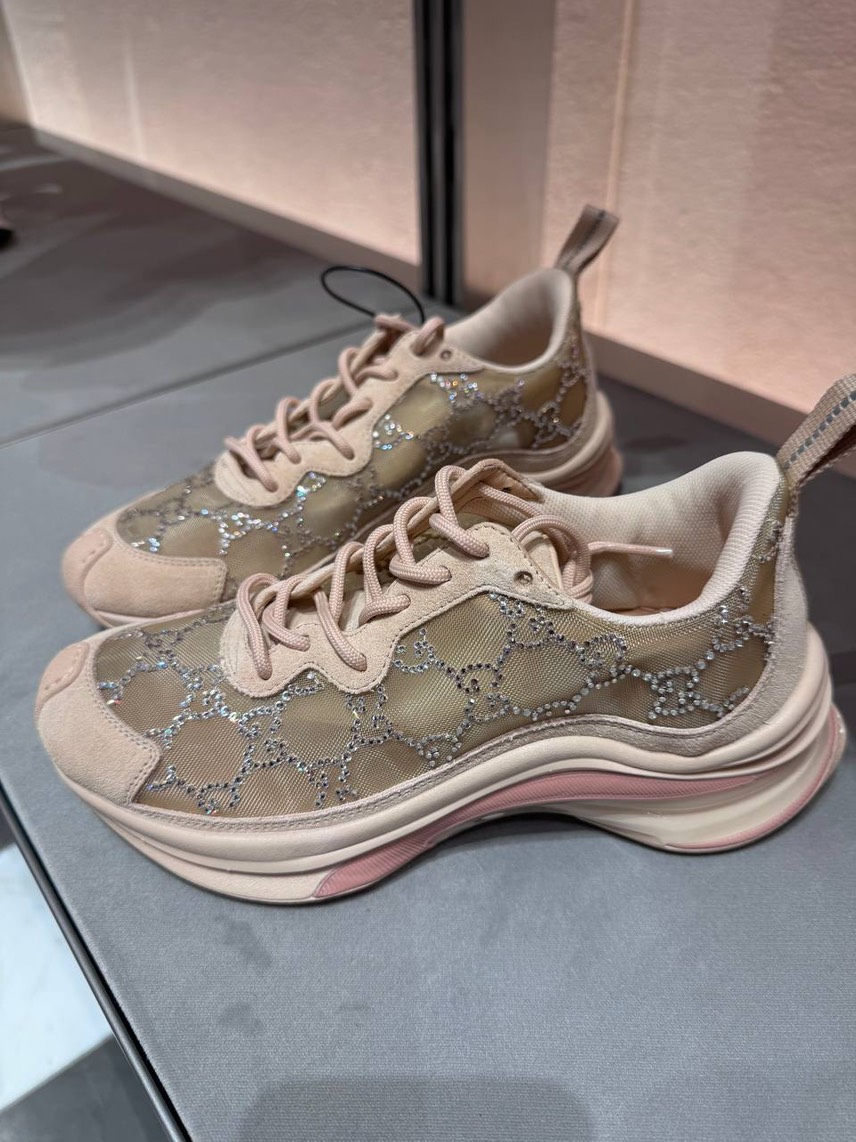 GUCCI Sneakers front view - Women's luxury Shoes