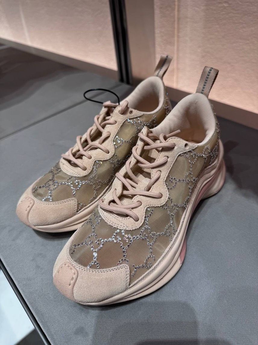 GUCCI Sneakers side view - Women's luxury Shoes