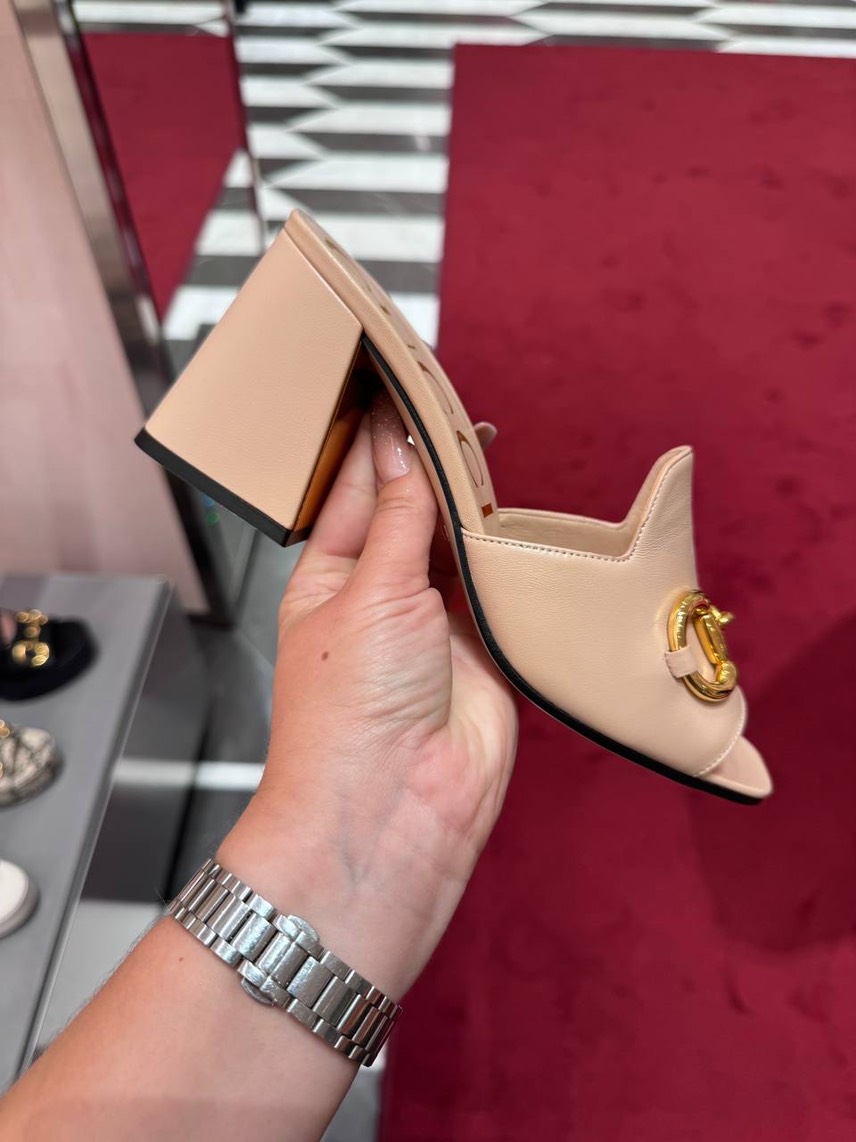 GUCCI Sandals front view - Women's luxury Shoes