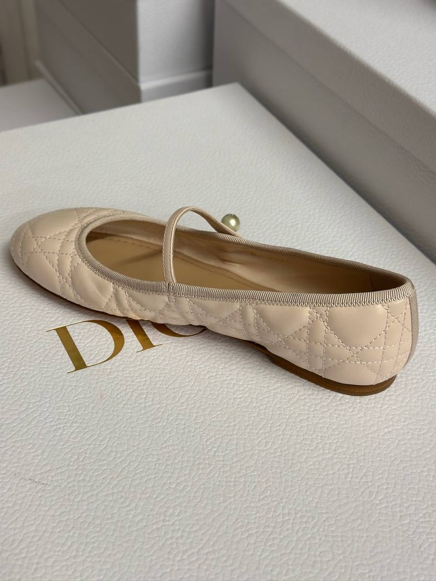 DIOR Ballerinas side view - Women's luxury Shoes