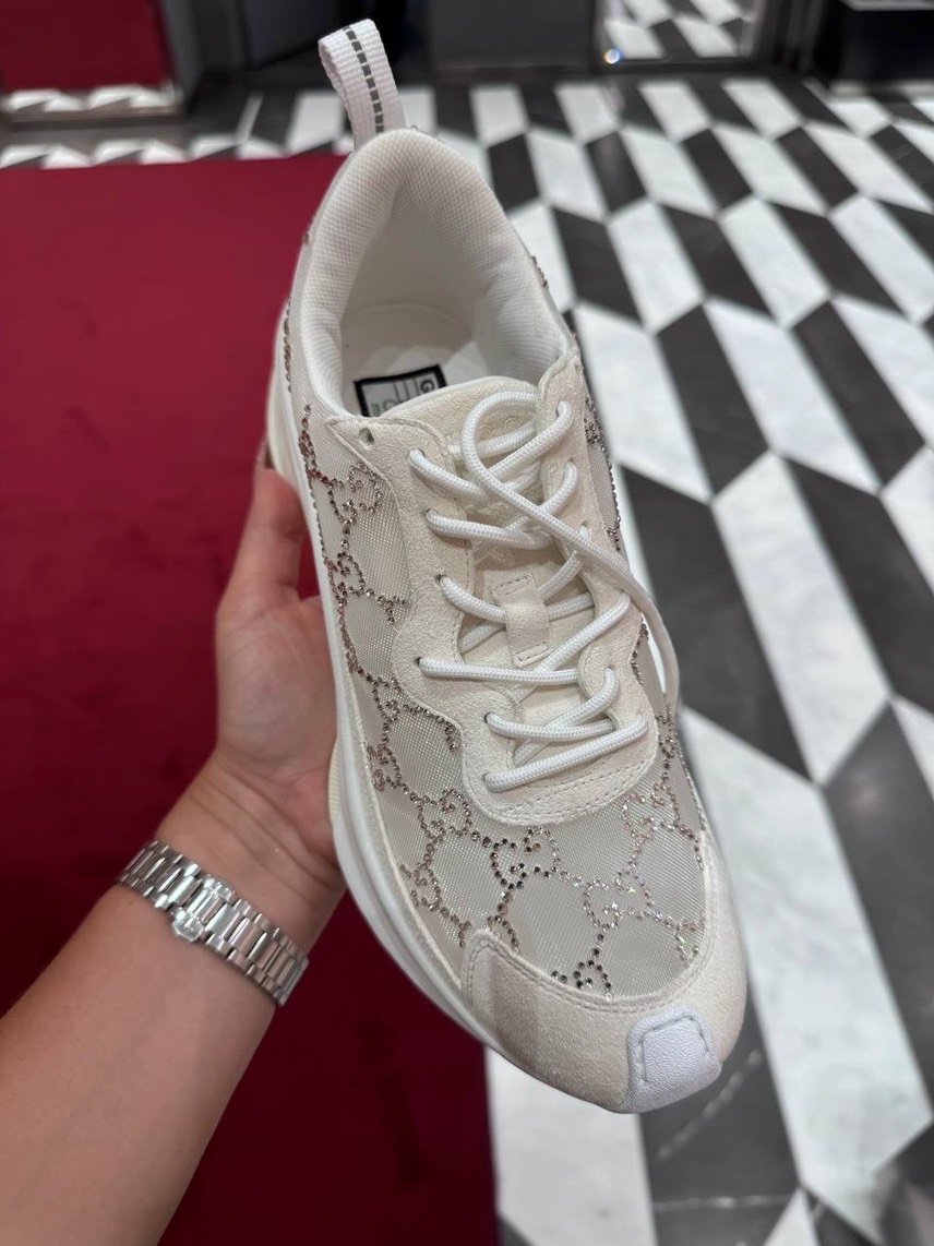 GUCCI Sneakers side view - Women's luxury Shoes