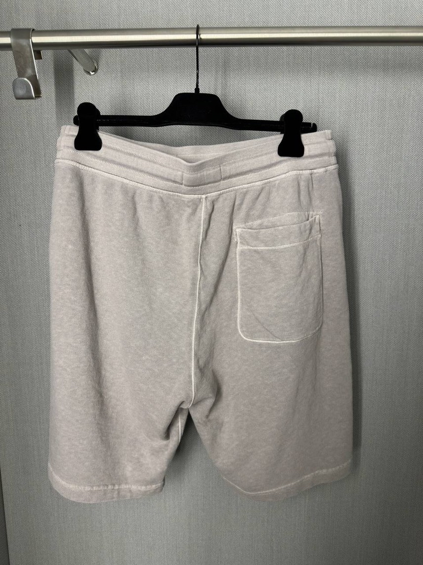 STONE ISLAND Shorts side view - Men's luxury Clothes