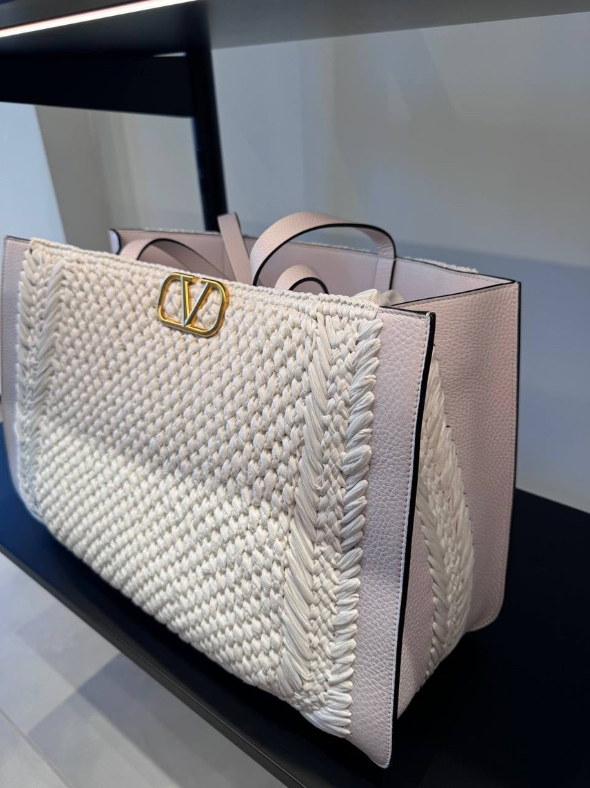 VALENTINO GARAVANI Totes side view - Women's luxury Bags