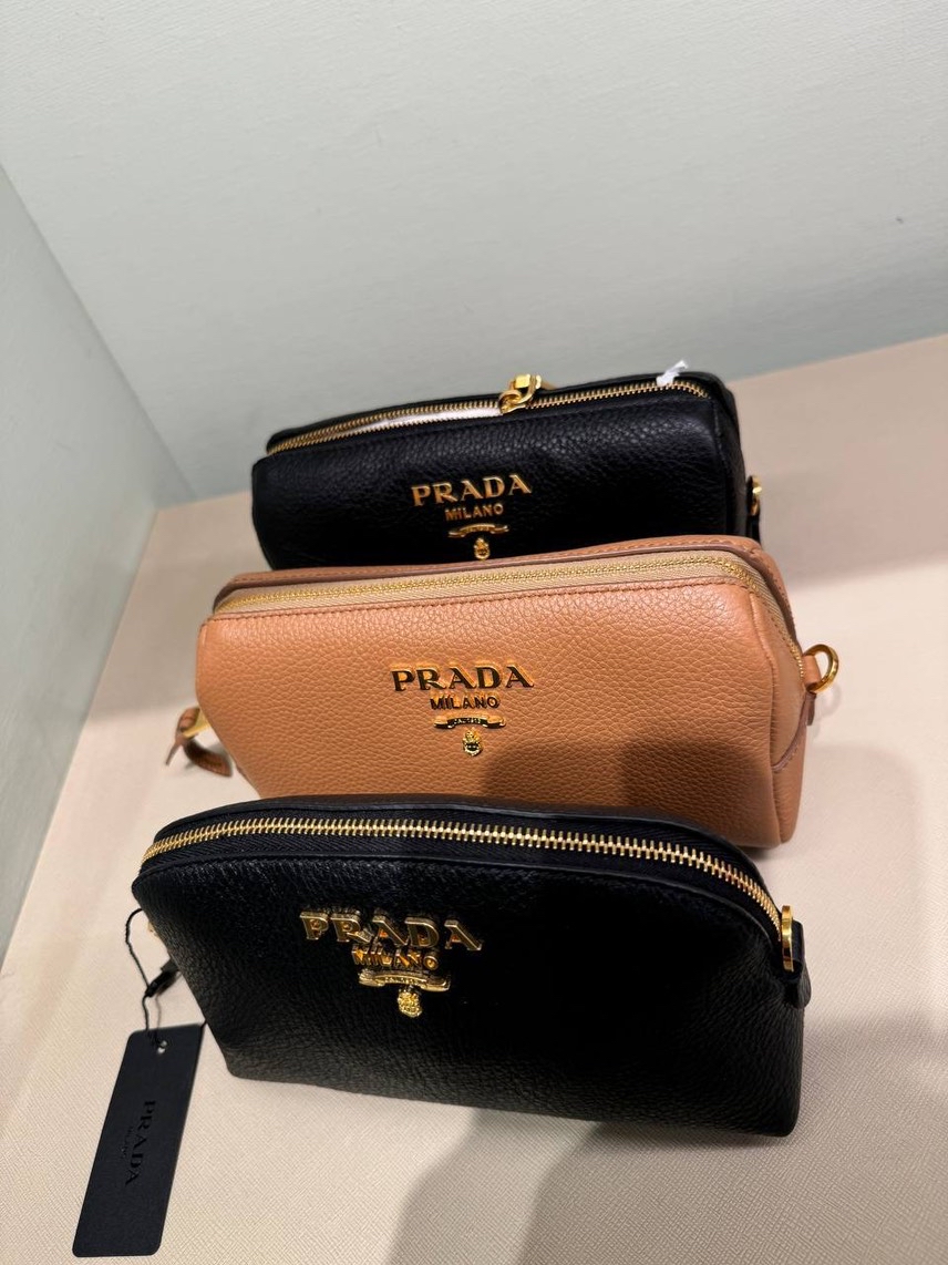 PRADA Wallets and small leather goods side view - Women luxury Accessories