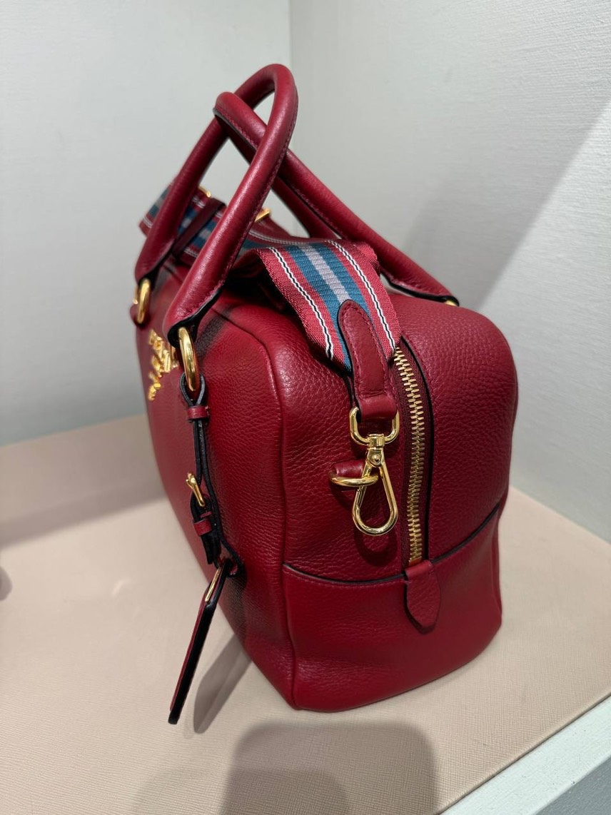 PRADA Crossbody bags side view - Women's luxury Bags