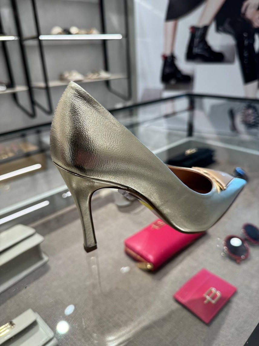 BALDININI Pumps side view - Women's luxury Shoes