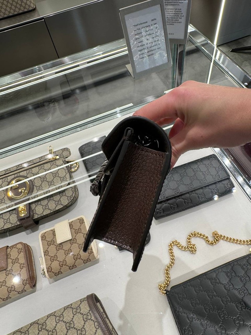 GUCCI Crossbody bags side view - Women's luxury Bags