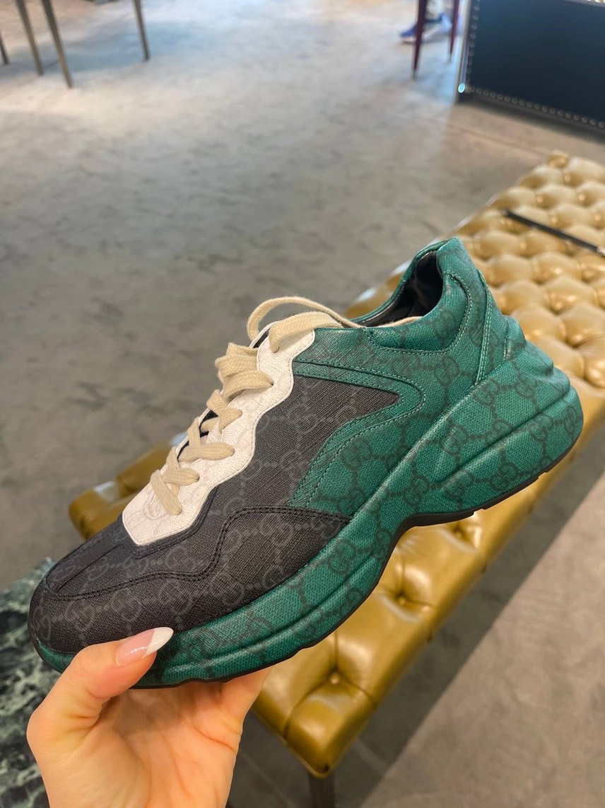 GUCCI Sneakers front view - Men's luxury Shoes