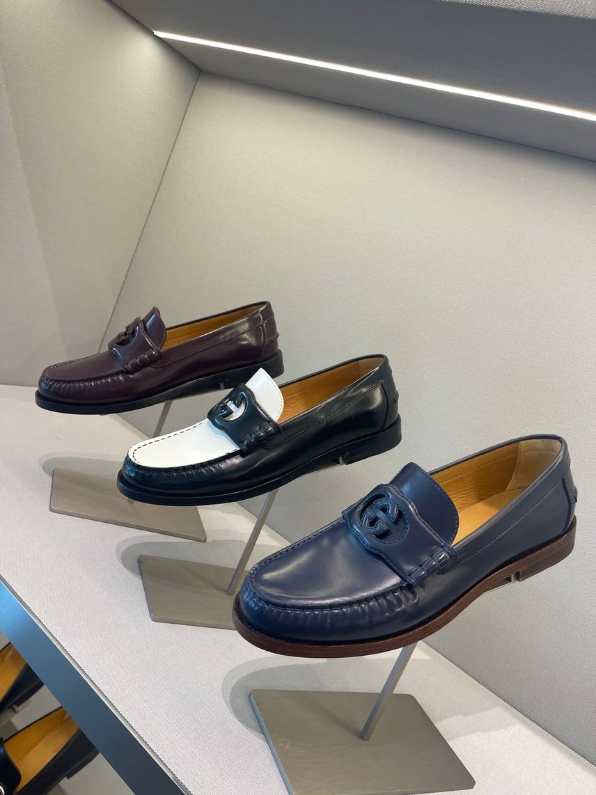 GUCCI Moccasins front view - Men's luxury Shoes