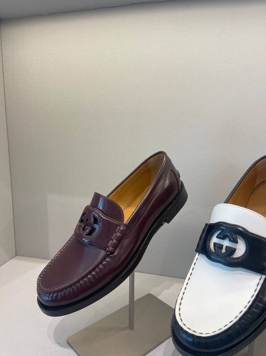 GUCCI Moccasins side view - Men's luxury Shoes