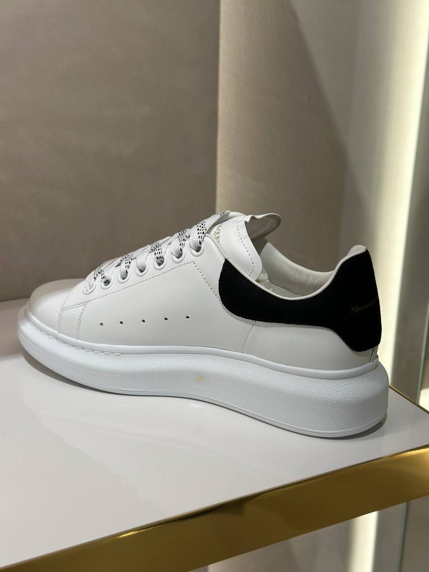 ALEXANDER MCQUEEN Sneakers side view - Women's luxury Shoes