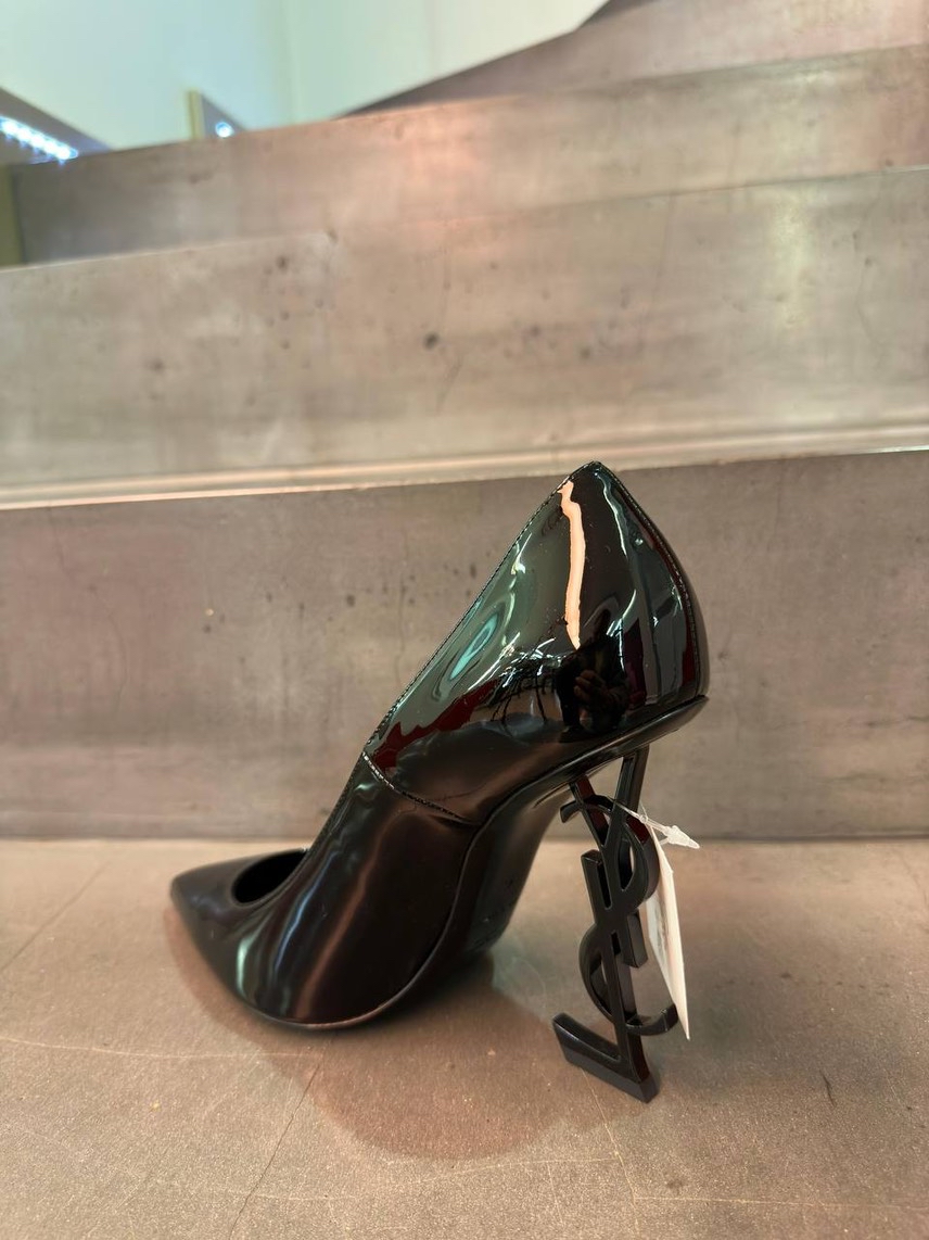 YVES SAINT LAURENT Sandals side view - Women's luxury Shoes