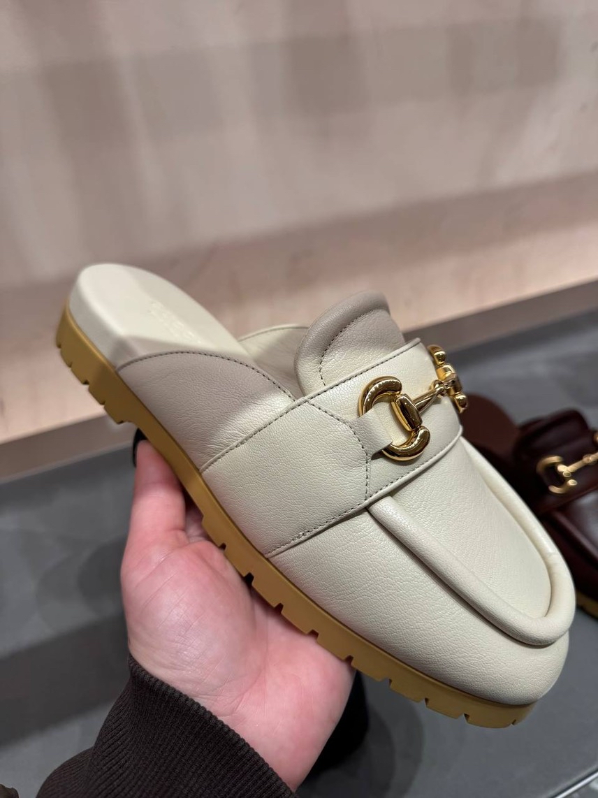 GUCCI Mules side view - Women's luxury Shoes