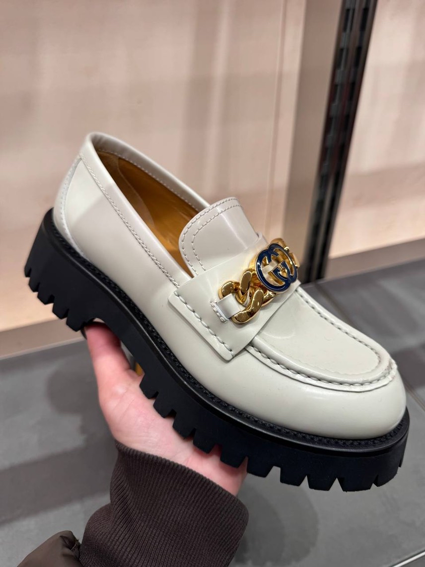 GUCCI Loafers front view - Women's luxury Shoes