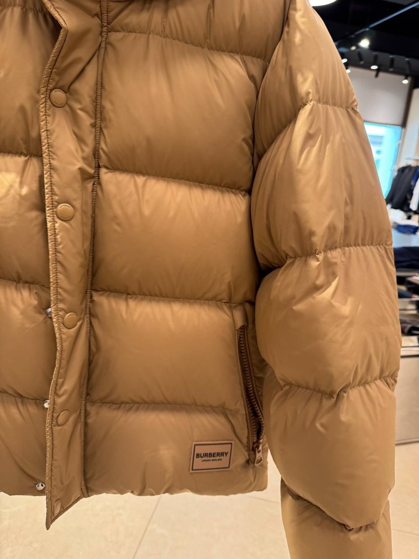BURBERRY Down jacket side view - Men's luxury Clothes