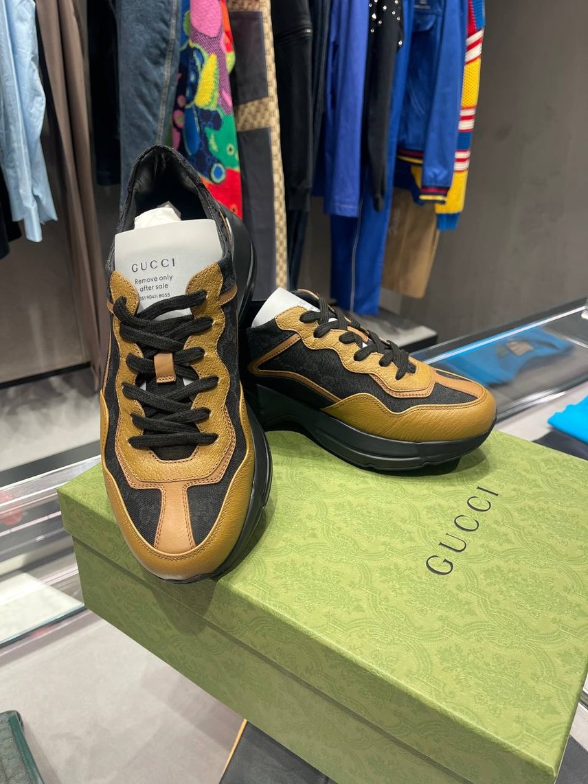 GUCCI Sneakers side view - Men's luxury Shoes