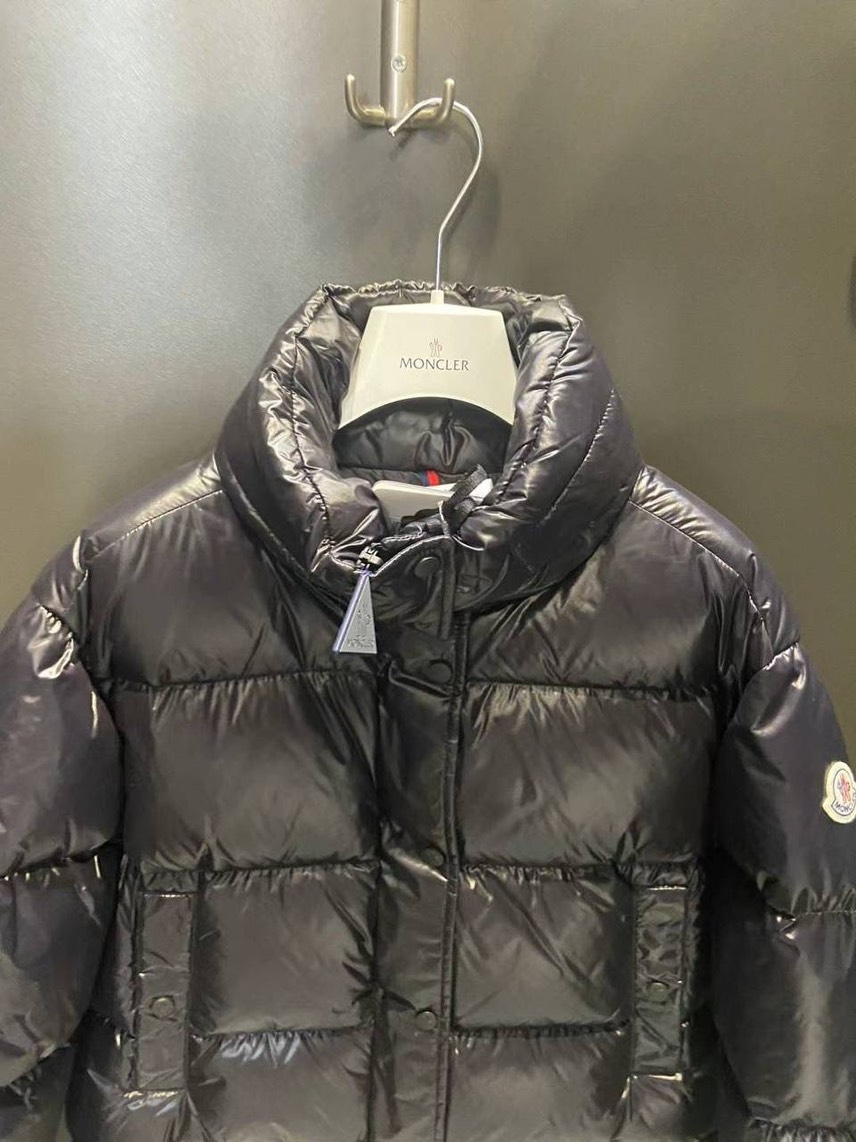 MONCLER Down jacket side view - Women's luxury Clothes