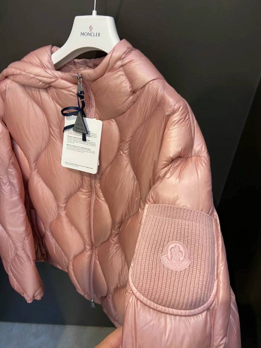 MONCLER Down jacket side view - Women's luxury Clothes