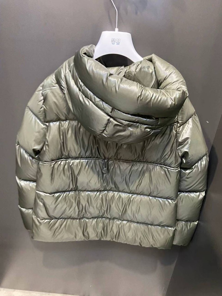 MONCLER Down jacket side view - Women's luxury Clothes
