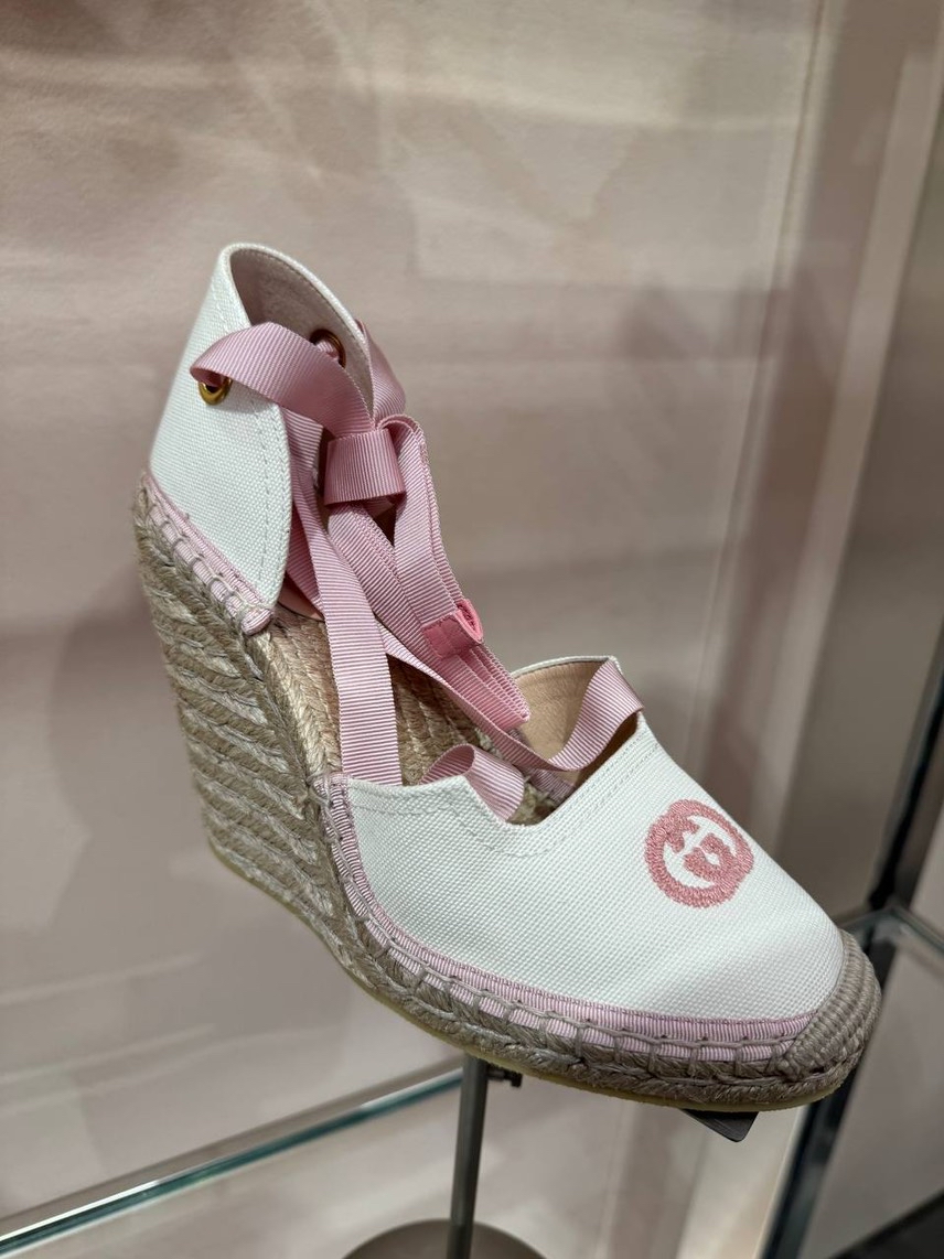 GUCCI Espadrilles front view - Women's luxury Shoes