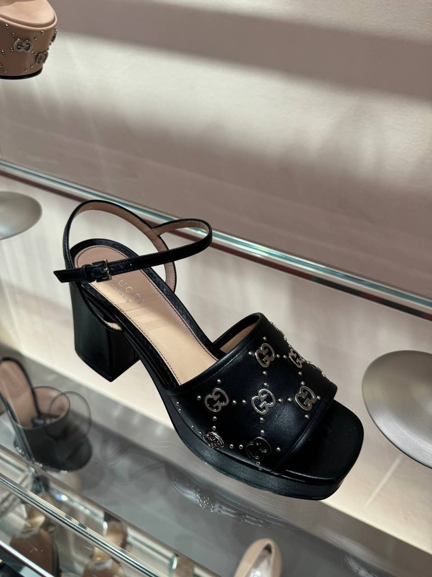 GUCCI Sandals side view - Women's luxury Shoes