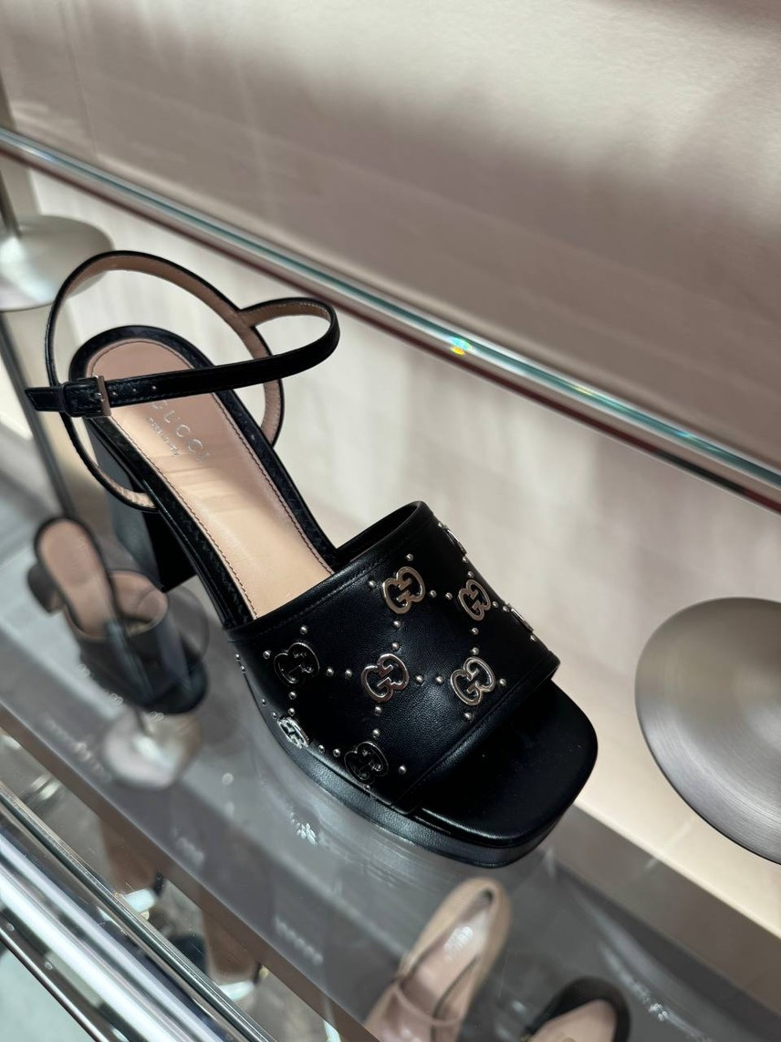 GUCCI Sandals front view - Women's luxury Shoes