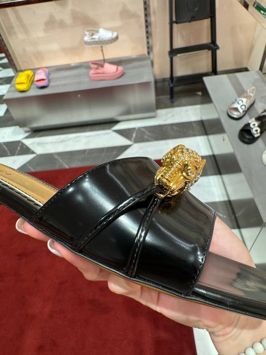 GUCCI Slides side view - Women's luxury Shoes