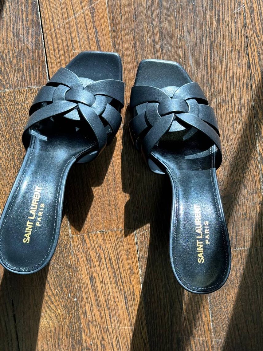 YVES SAINT LAURENT Sandals front view - Women's luxury Shoes
