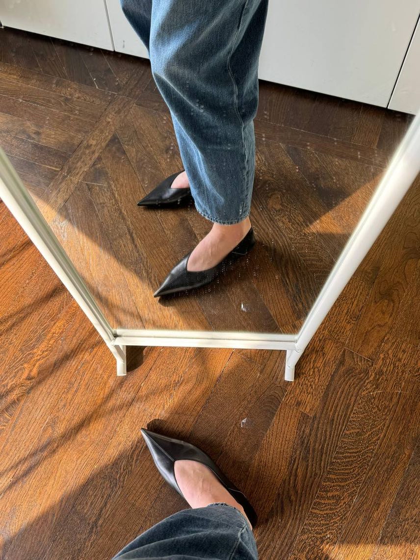 YVES SAINT LAURENT Ballerinas side view - Women's luxury Shoes