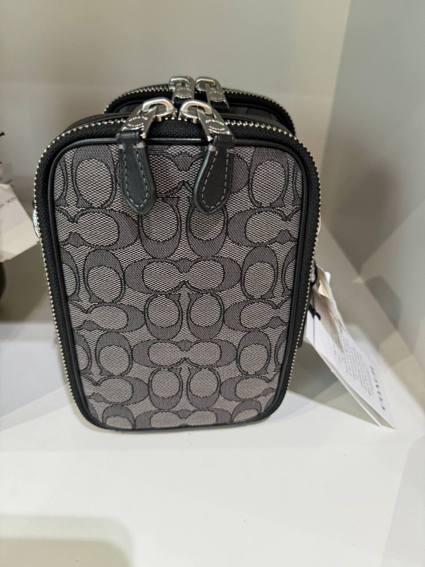 COACH Messenger bags front view - Men's luxury Bags