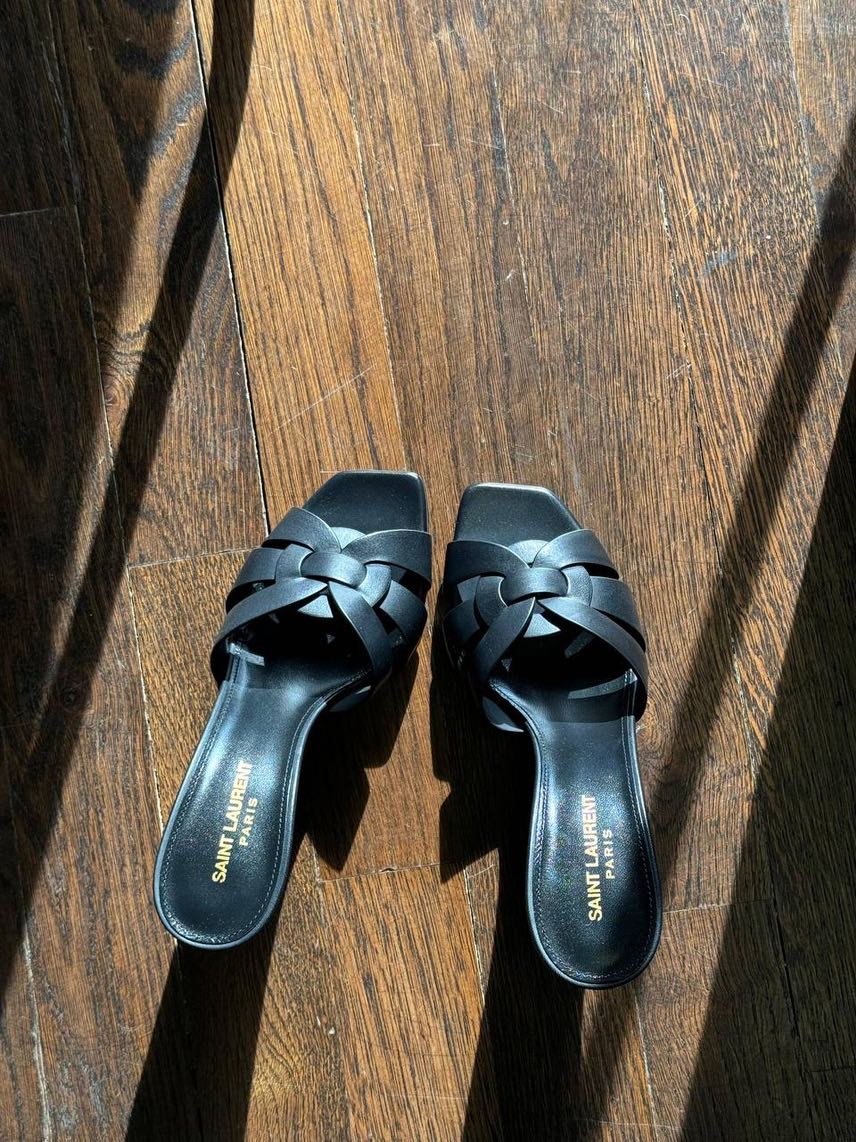 YVES SAINT LAURENT Sandals side view - Women's luxury Shoes