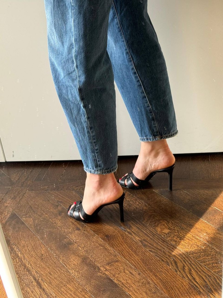 YVES SAINT LAURENT Sandals side view - Women's luxury Shoes