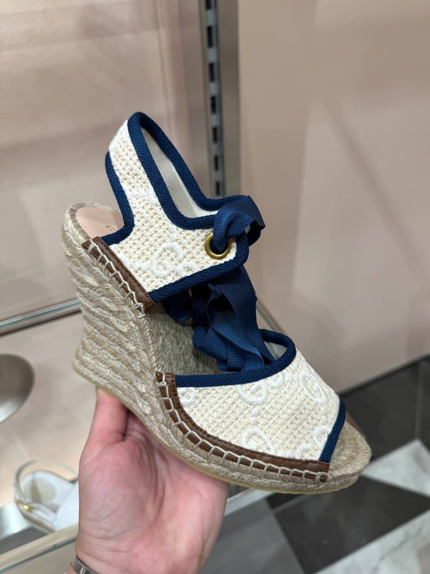 GUCCI Espadrilles front view - Women's luxury Shoes