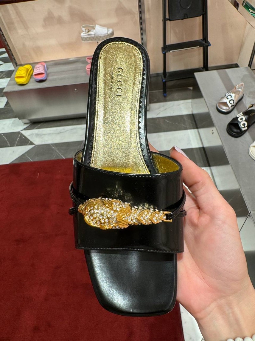 GUCCI Slides side view - Women's luxury Shoes