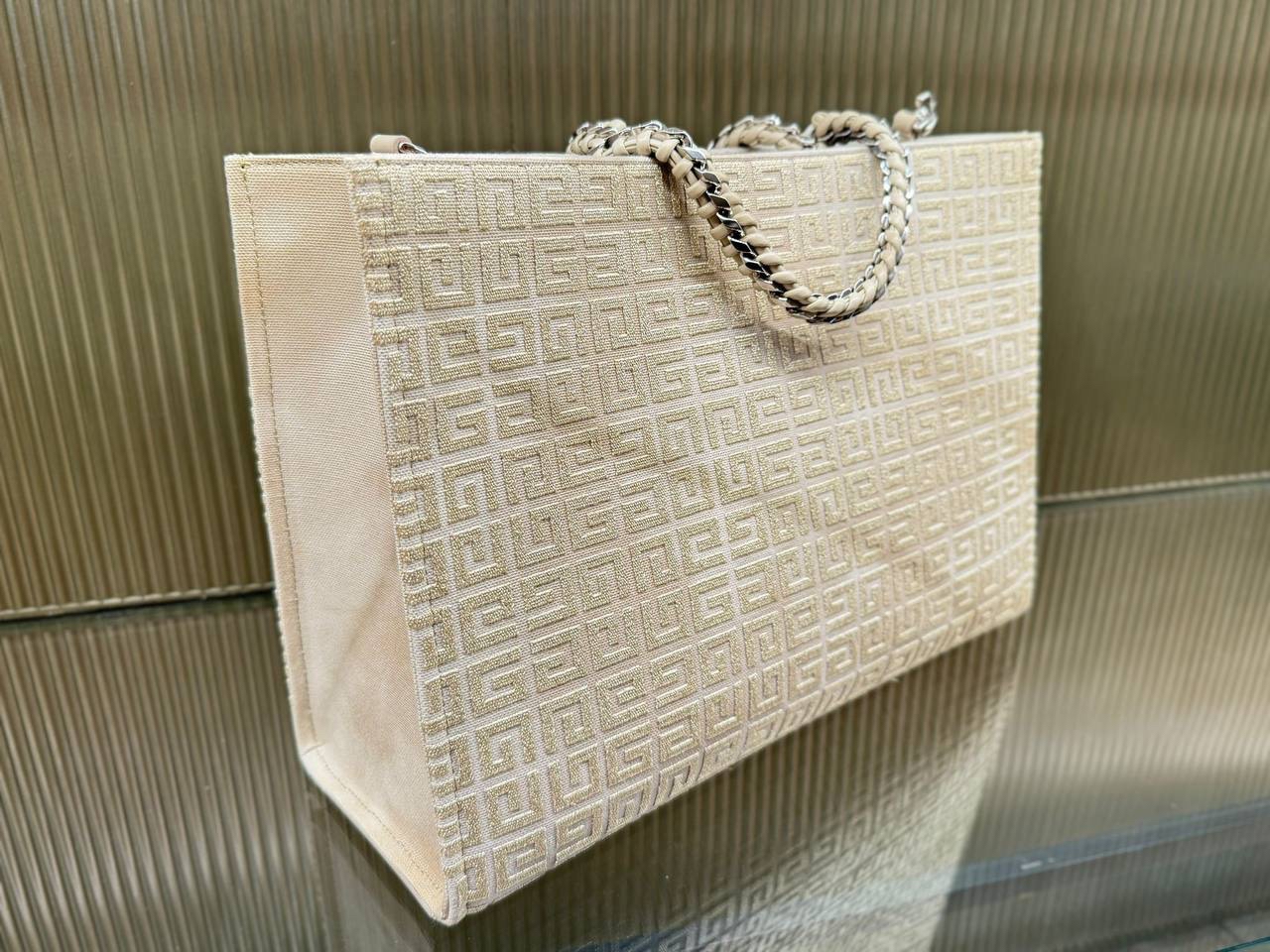 GIVENCHY Totes side view - Women's luxury Bags