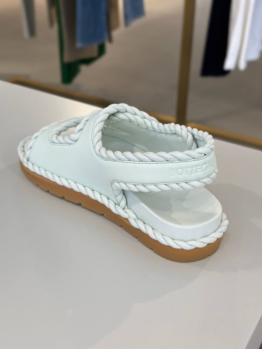 BOTTEGA VENETA Sandals side view - Women's luxury Shoes