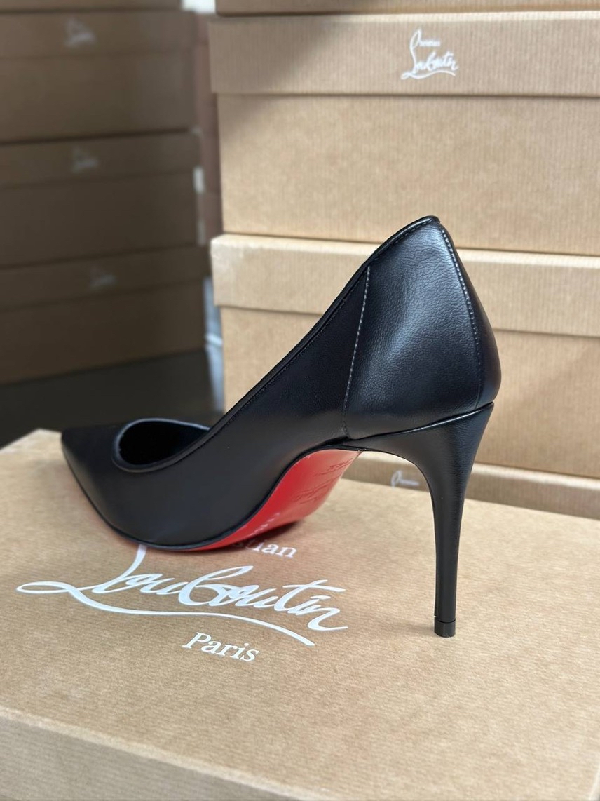 CHRISTIAN LOUBOUTIN Pumps side view - Women's luxury Shoes