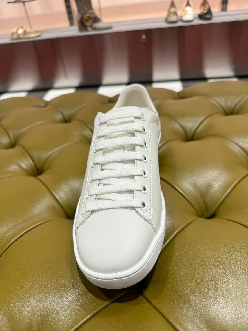 GUCCI Sneakers side view - Women's luxury Shoes