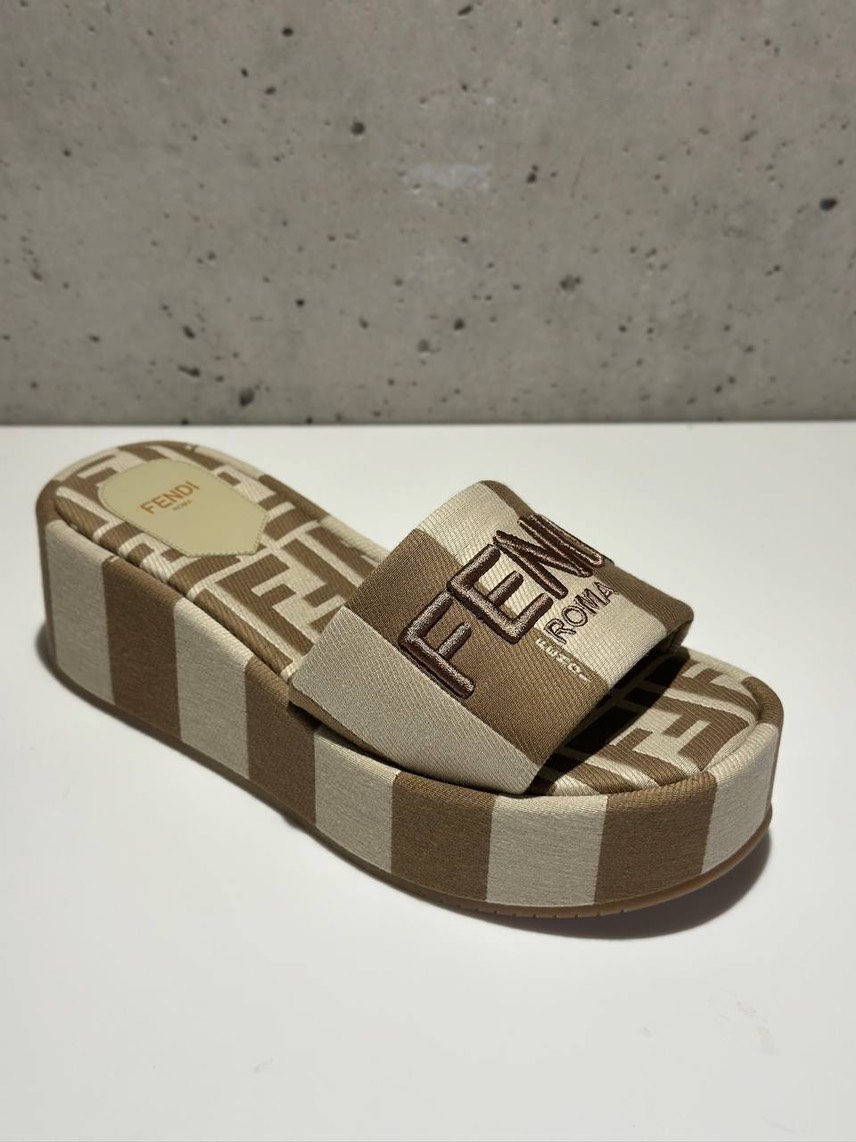 FENDI Slides side view - Women's luxury Shoes