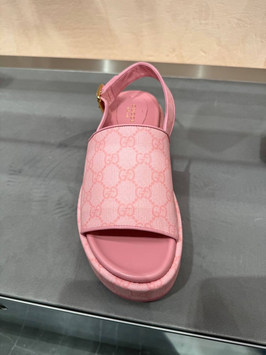 GUCCI Sandals side view - Women's luxury Shoes