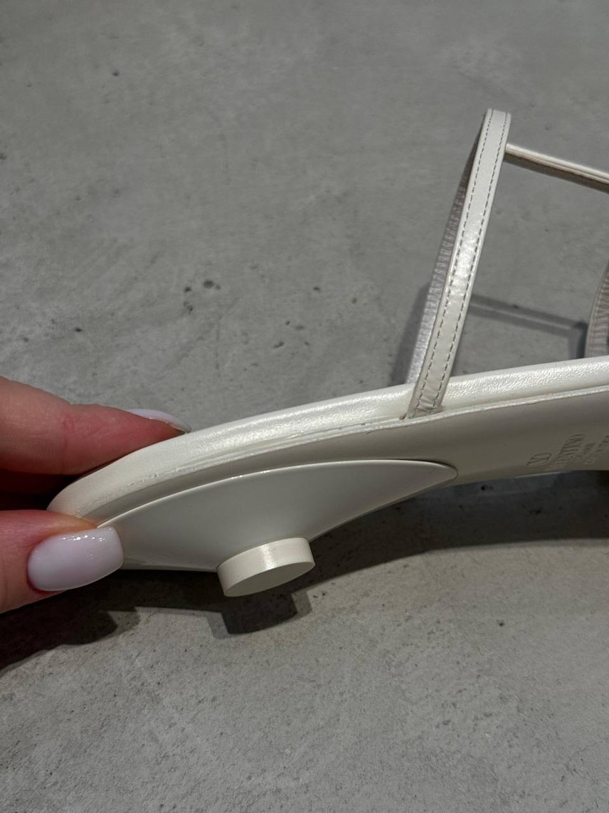 VALENTINO GARAVANI Slides side view - Women's luxury Shoes