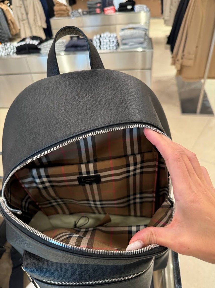 BURBERRY Backpack side view - unisex luxury Bags