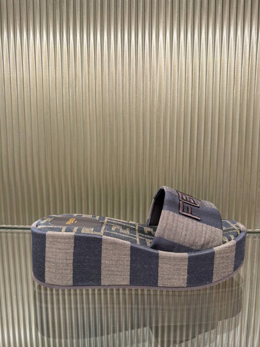 FENDI Sandals front view - Women's luxury Shoes