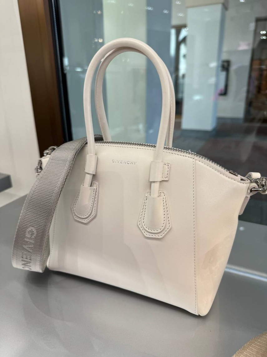 GIVENCHY Crossbody bags front view - Women's luxury Bags