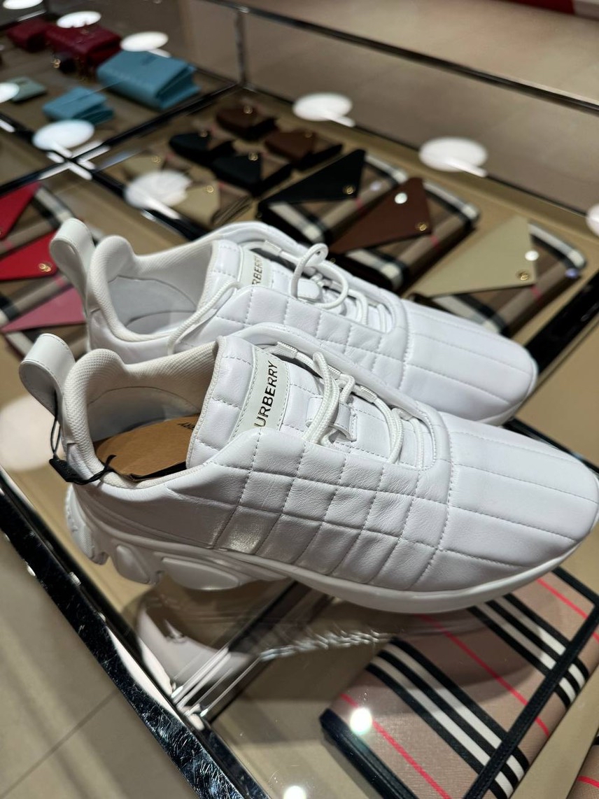 BURBERRY Sneakers front view - Men's luxury Shoes